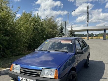 ВАЗ 21099 2003 в Шполе на Automoto.ua Синий ВАЗ 21099, объемом двигателя 1.5 л и пробегом 300 тыс. км за 1100 $, фото 1 на Automoto.ua
