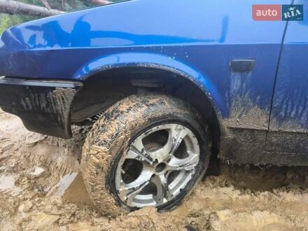 ВАЗ 21099 2004 в Вижнице на Automoto.ua Синий ВАЗ 21099, объемом двигателя 1 л и пробегом 300 тыс. км за 1400 $, фото 1 на Automoto.ua