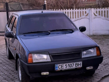 Синий ВАЗ 21099, объемом двигателя 1.6 л и пробегом 250 тыс. км за 900 $, фото 1 на Automoto.ua