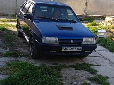 ВАЗ 21099 2004 в Закарпаття на Automoto.ua Синій ВАЗ 21099, объемом двигателя 1.5 л и пробегом 1 тыс. км за 1600 $, фото 1 на Automoto.ua