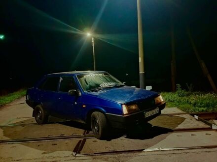 Синій ВАЗ 21099, об'ємом двигуна 1.5 л та пробігом 77 тис. км за 1000 $, фото 1 на Automoto.ua