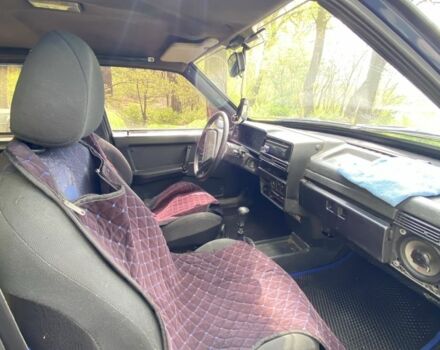 Синий ВАЗ 21099, объемом двигателя 1.5 л и пробегом 300 тыс. км за 1400 $, фото 1 на Automoto.ua