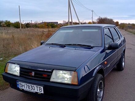 Синій ВАЗ 21099, об'ємом двигуна 1.5 л та пробігом 0 тис. км за 1600 $, фото 1 на Automoto.ua