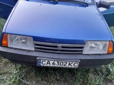 Синий ВАЗ 21099, объемом двигателя 1.5 л и пробегом 178 тыс. км за 2000 $, фото 1 на Automoto.ua
