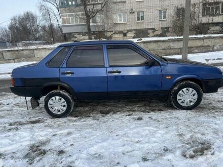 Синий ВАЗ 21099, объемом двигателя 1.5 л и пробегом 165 тыс. км за 1350 $, фото 1 на Automoto.ua