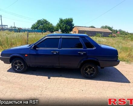 Синий ВАЗ 21099, объемом двигателя 1.5 л и пробегом 70 тыс. км за 1300 $, фото 1 на Automoto.ua