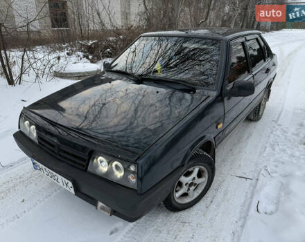 Синий ВАЗ 21099, объемом двигателя 1.5 л и пробегом 200 тыс. км за 1250 $, фото 1 на Automoto.ua
