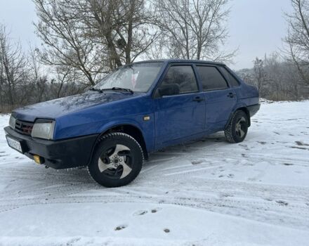 Синий ВАЗ 21099, объемом двигателя 1.5 л и пробегом 215 тыс. км за 1800 $, фото 1 на Automoto.ua