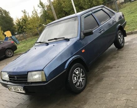 Синий ВАЗ 21099, объемом двигателя 1.5 л и пробегом 300 тыс. км за 1300 $, фото 1 на Automoto.ua