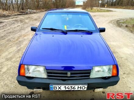 ВАЗ 21099 2006 у Изяслве на Automoto.ua Синій ВАЗ 21099, об'ємом двигуна 1.5 л та пробігом 0 тис. км за 1500 $, фото 1 на Automoto.ua