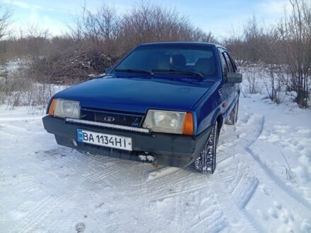 Синий ВАЗ 21099, объемом двигателя 1.6 л и пробегом 345 тыс. км за 1300 $, фото 1 на Automoto.ua
