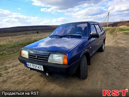 ВАЗ 21099 2008 у Мерефа на Automoto.ua Синій ВАЗ 21099, об'ємом двигуна 1.6 л та пробігом 174 тис. км за 1350 $, фото 1 на Automoto.ua