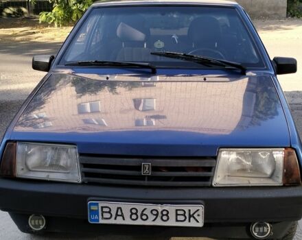Синий ВАЗ 21099, объемом двигателя 1.6 л и пробегом 340 тыс. км за 1800 $, фото 1 на Automoto.ua