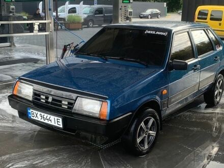 Синий ВАЗ 21099, объемом двигателя 1.6 л и пробегом 215 тыс. км за 800 $, фото 1 на Automoto.ua