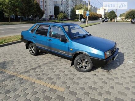 ВАЗ 21099 2011 у Хмельницькому на Automoto.ua Синій ВАЗ 21099, об'ємом двигуна 1.6 л та пробігом 180 тис. км за 2400 $, фото 1 на Automoto.ua