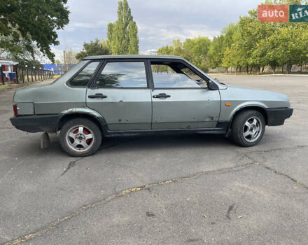 Зеленый ВАЗ 21099, объемом двигателя 1.5 л и пробегом 300 тыс. км за 900 $, фото 3 на Automoto.ua