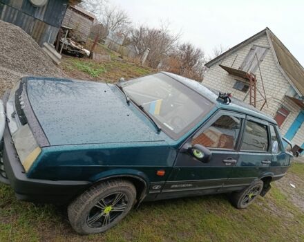 Зеленый ВАЗ 21099, объемом двигателя 1.5 л и пробегом 95 тыс. км за 1700 $, фото 3 на Automoto.ua