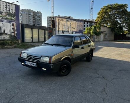 Зеленый ВАЗ 21099, объемом двигателя 1.5 л и пробегом 200 тыс. км за 900 $, фото 5 на Automoto.ua