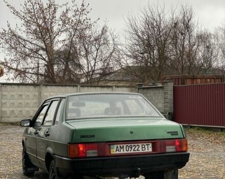 Зеленый ВАЗ 21099, объемом двигателя 1.5 л и пробегом 300 тыс. км за 700 $, фото 6 на Automoto.ua
