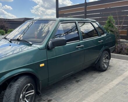 Зеленый ВАЗ 21099, объемом двигателя 1.5 л и пробегом 400 тыс. км за 1300 $, фото 5 на Automoto.ua