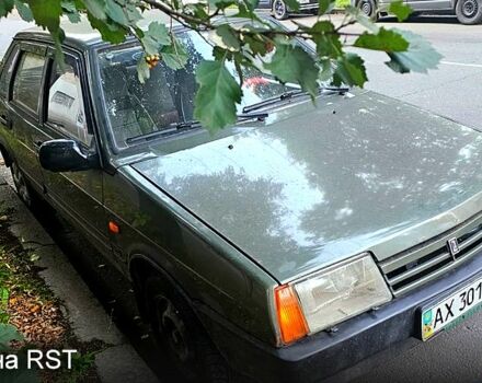 Зеленый ВАЗ 21099, объемом двигателя 1.5 л и пробегом 200 тыс. км за 999 $, фото 1 на Automoto.ua