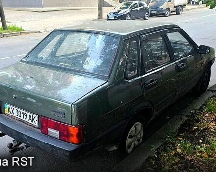 Зеленый ВАЗ 21099, объемом двигателя 1.5 л и пробегом 200 тыс. км за 999 $, фото 3 на Automoto.ua
