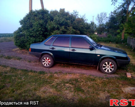 Зеленый ВАЗ 21099, объемом двигателя 1.5 л и пробегом 210 тыс. км за 1800 $, фото 1 на Automoto.ua