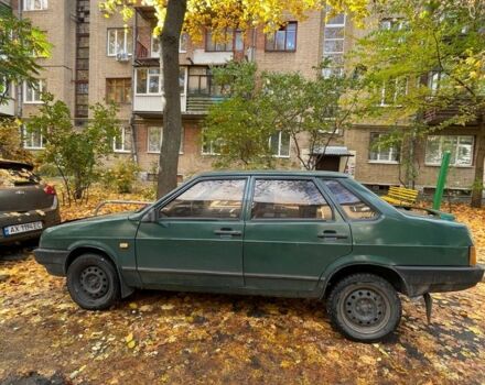 Зеленый ВАЗ 21099, объемом двигателя 1.5 л и пробегом 100 тыс. км за 1000 $, фото 2 на Automoto.ua