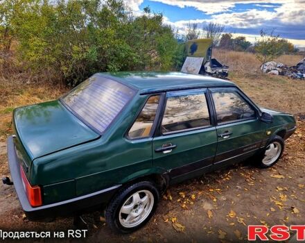 Зеленый ВАЗ 21099, объемом двигателя 1.5 л и пробегом 250 тыс. км за 670 $, фото 4 на Automoto.ua