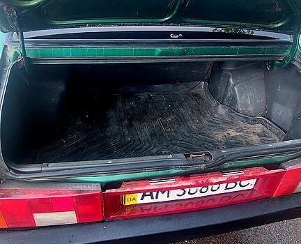 Зеленый ВАЗ 21099, объемом двигателя 1.5 л и пробегом 250 тыс. км за 1300 $, фото 4 на Automoto.ua