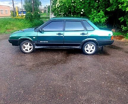 Зеленый ВАЗ 21099, объемом двигателя 1.5 л и пробегом 250 тыс. км за 1300 $, фото 1 на Automoto.ua