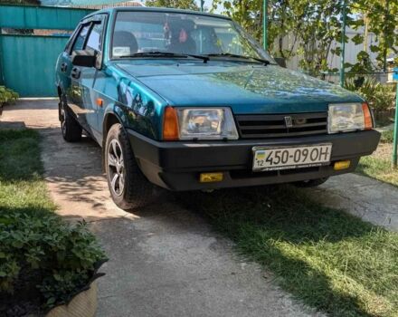 Зеленый ВАЗ 21099, объемом двигателя 1.5 л и пробегом 75 тыс. км за 2599 $, фото 1 на Automoto.ua