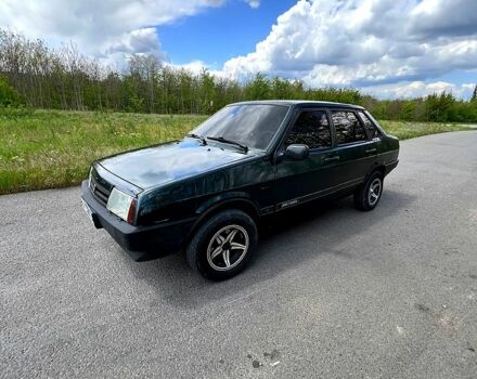 Зеленый ВАЗ 21099, объемом двигателя 1.5 л и пробегом 200 тыс. км за 1500 $, фото 4 на Automoto.ua