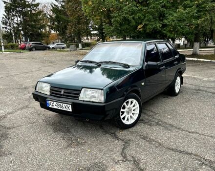 Зеленый ВАЗ 21099, объемом двигателя 1.5 л и пробегом 180 тыс. км за 1800 $, фото 2 на Automoto.ua
