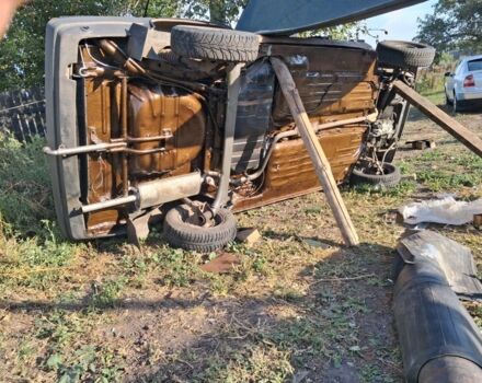 Зеленый ВАЗ 21099, объемом двигателя 1.5 л и пробегом 100 тыс. км за 1550 $, фото 3 на Automoto.ua