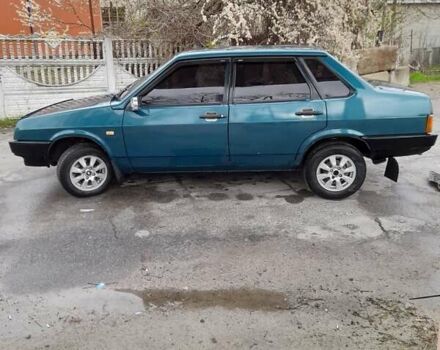 Зеленый ВАЗ 21099, объемом двигателя 1.5 л и пробегом 100 тыс. км за 1700 $, фото 3 на Automoto.ua