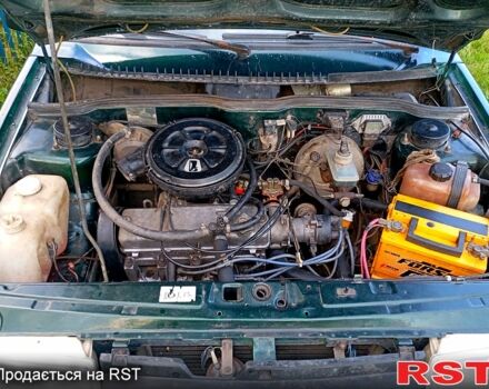 Зеленый ВАЗ 21099, объемом двигателя 1.5 л и пробегом 175 тыс. км за 1100 $, фото 2 на Automoto.ua