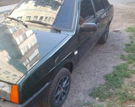 Зеленый ВАЗ 21099, объемом двигателя 1.5 л и пробегом 160 тыс. км за 1350 $, фото 2 на Automoto.ua