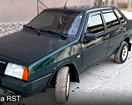 Зеленый ВАЗ 21099, объемом двигателя 1.5 л и пробегом 100 тыс. км за 1600 $, фото 1 на Automoto.ua