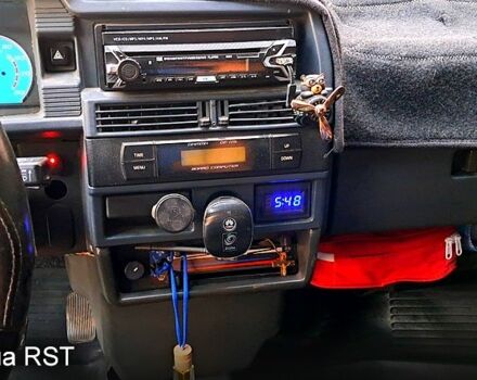 Зеленый ВАЗ 21099, объемом двигателя 1.5 л и пробегом 100 тыс. км за 1600 $, фото 5 на Automoto.ua