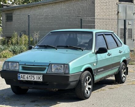 Зеленый ВАЗ 21099, объемом двигателя 1.5 л и пробегом 178 тыс. км за 1099 $, фото 4 на Automoto.ua