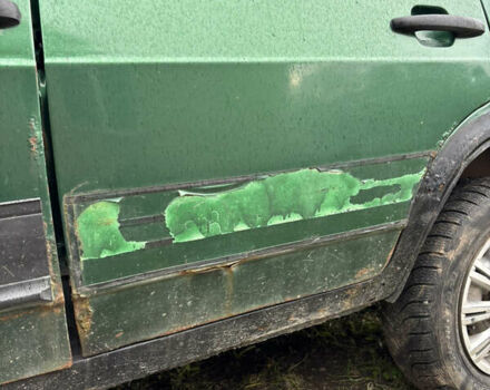 Зеленый ВАЗ 21099, объемом двигателя 1.6 л и пробегом 280 тыс. км за 888 $, фото 4 на Automoto.ua