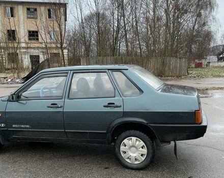 Зеленый ВАЗ 21099, объемом двигателя 1.5 л и пробегом 300 тыс. км за 1700 $, фото 4 на Automoto.ua