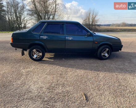 Зеленый ВАЗ 21099, объемом двигателя 1.5 л и пробегом 300 тыс. км за 2100 $, фото 7 на Automoto.ua