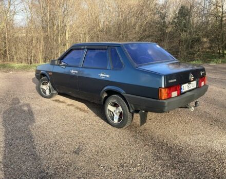 Зеленый ВАЗ 21099, объемом двигателя 1.5 л и пробегом 300 тыс. км за 2100 $, фото 3 на Automoto.ua