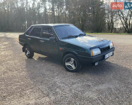 Зеленый ВАЗ 21099, объемом двигателя 1.5 л и пробегом 300 тыс. км за 2100 $, фото 9 на Automoto.ua