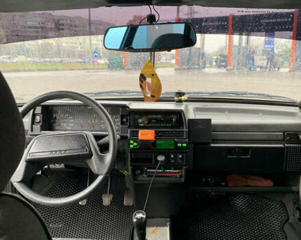 Зеленый ВАЗ 21099, объемом двигателя 1.5 л и пробегом 314 тыс. км за 2300 $, фото 5 на Automoto.ua