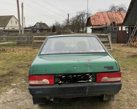 Зеленый ВАЗ 21099, объемом двигателя 1.5 л и пробегом 1 тыс. км за 1000 $, фото 2 на Automoto.ua