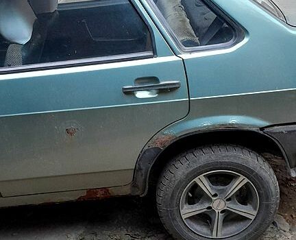 Зеленый ВАЗ 21099, объемом двигателя 1.5 л и пробегом 170 тыс. км за 1300 $, фото 1 на Automoto.ua