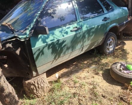 Зеленый ВАЗ 21099, объемом двигателя 1.5 л и пробегом 245 тыс. км за 573 $, фото 1 на Automoto.ua